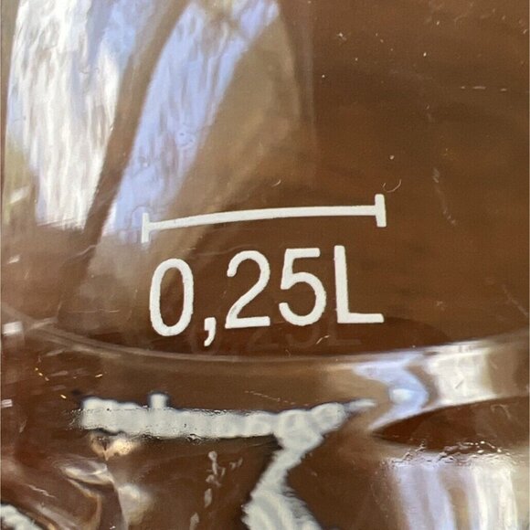 Hoegaarden Belgian Hexagonal Original Wheat Beer Pint Glass 0.25 L - Picture 7 of 8